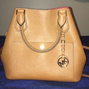 Michael Kors Bucket Cross Body Bag